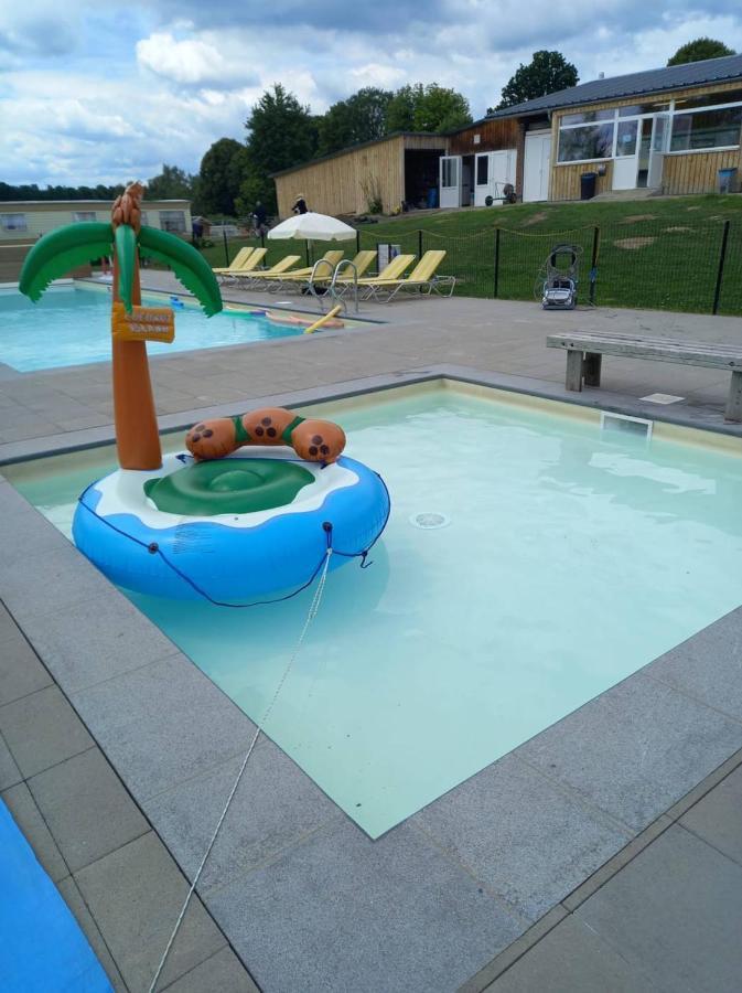 Camping Oos Heem Montenau Extérieur photo